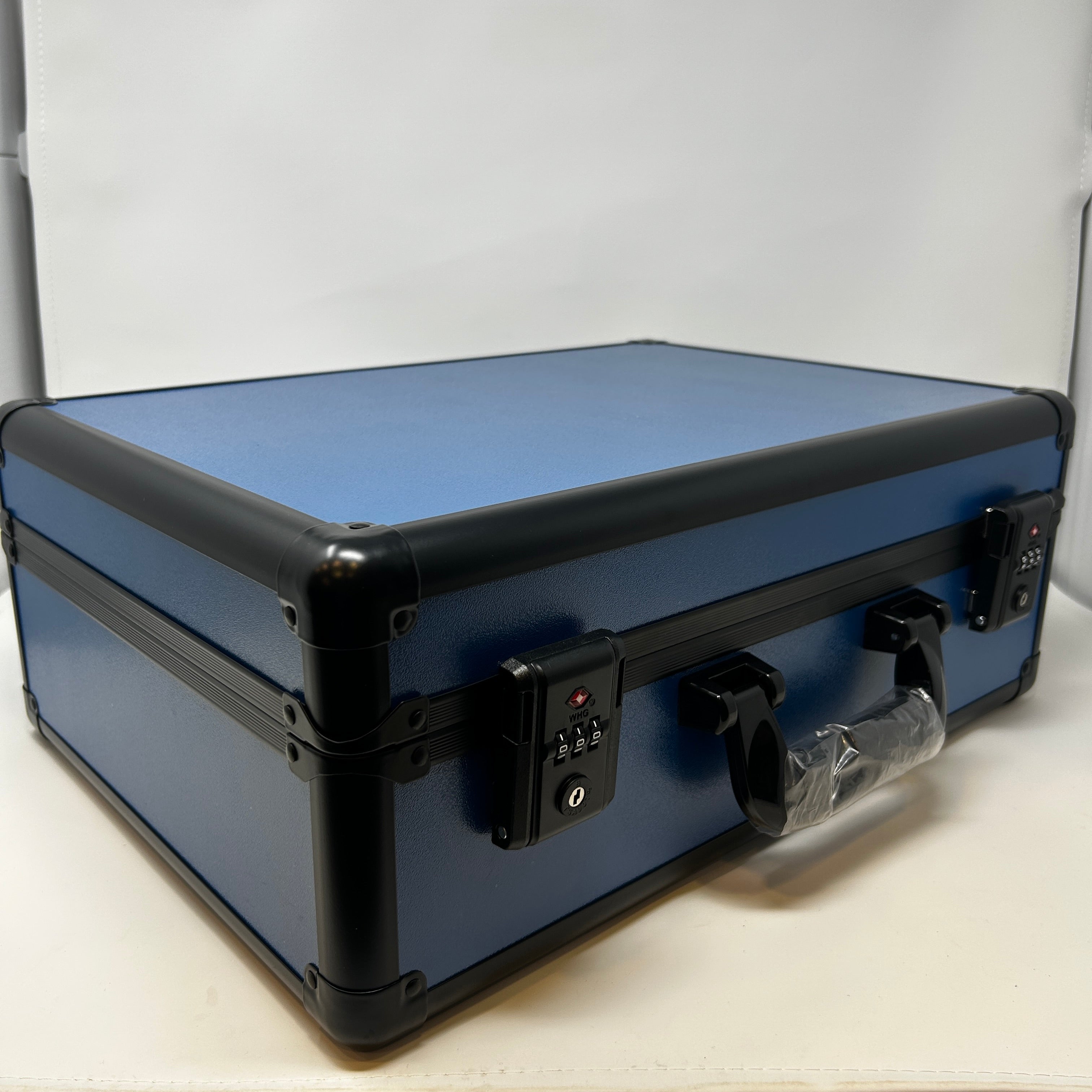 Bento Basics - Graded Latch Aluminum Case (4 Rows Blue)
