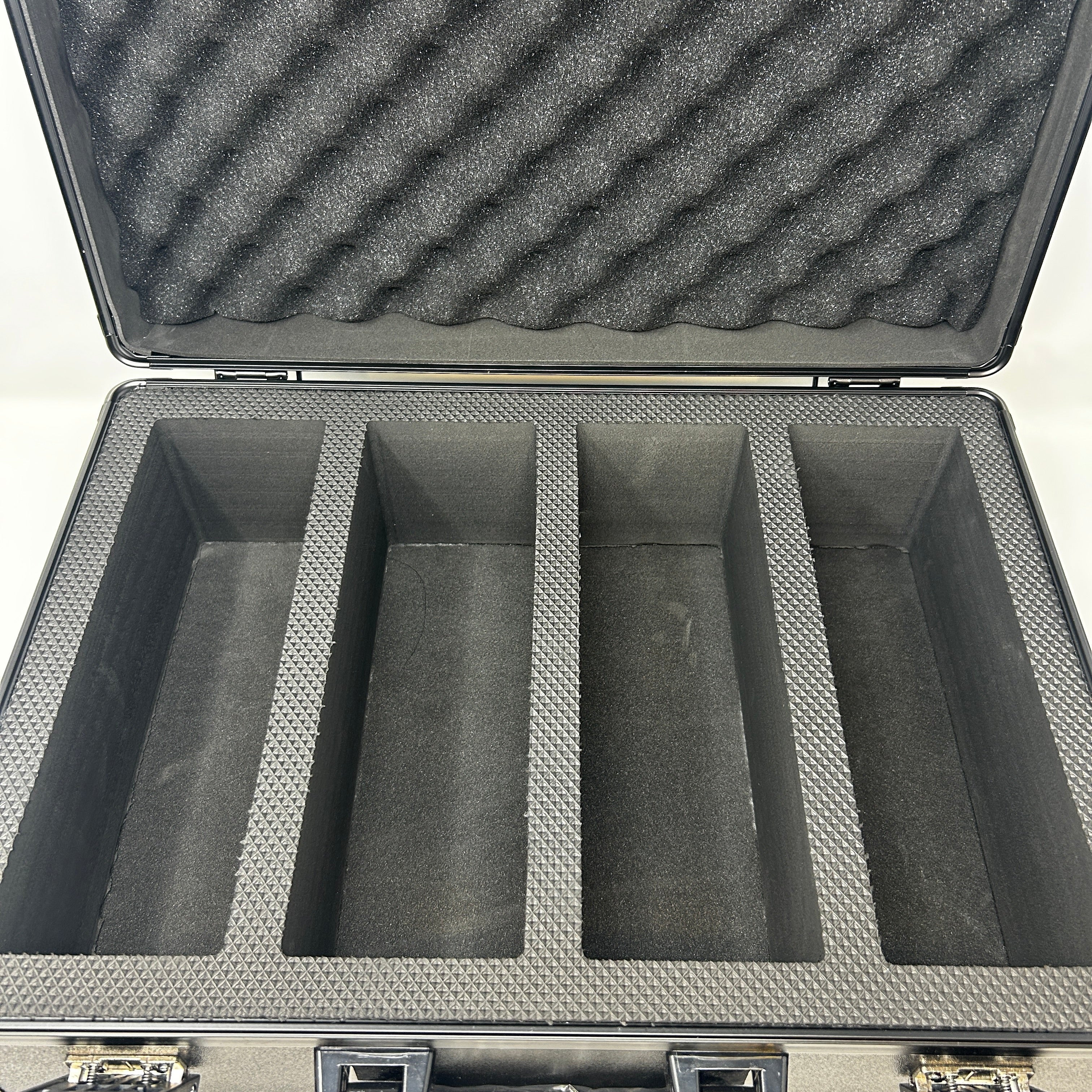 Bento Basics - Graded Latch Aluminum Case (4 Rows Red)