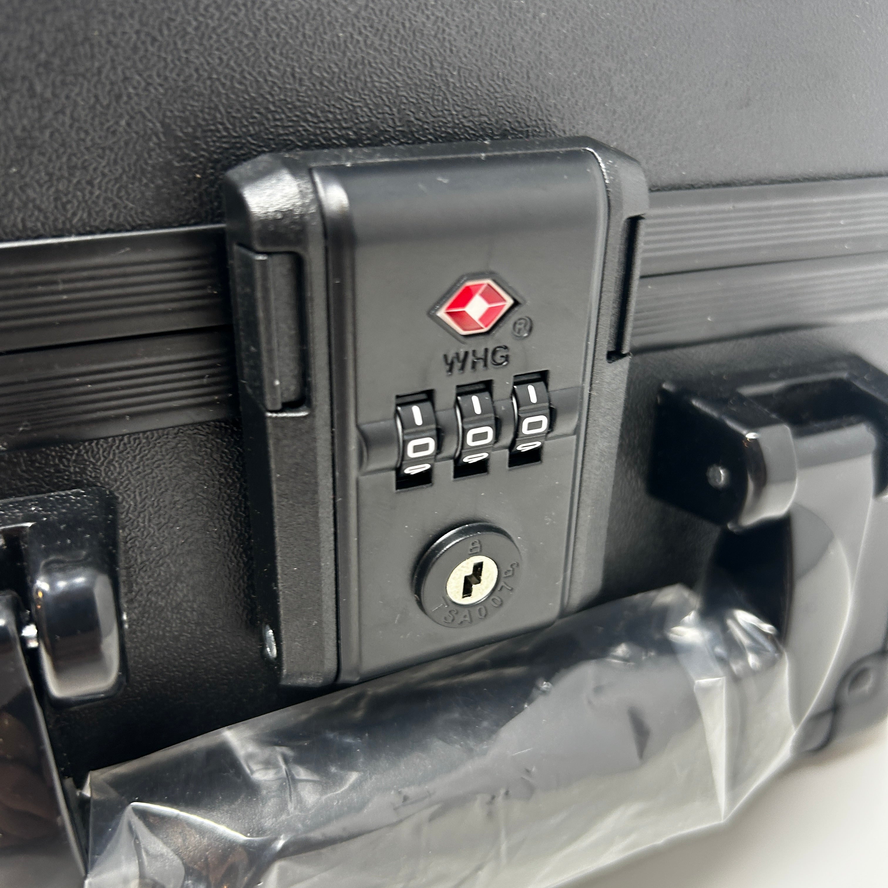 Bento Basics - Graded Latch Aluminum Case (2 Rows Black)